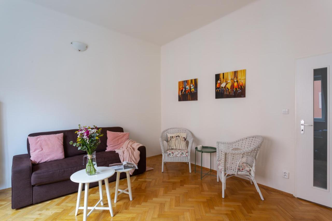 Homey Flat In Vinohrady By Prague Days Eksteriør billede